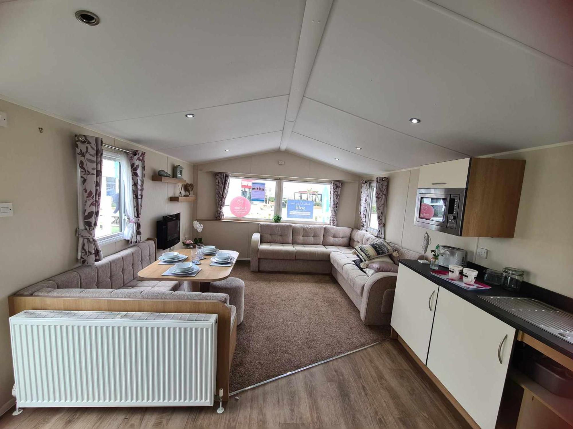 Happy Days Caravan Primrose Valley *